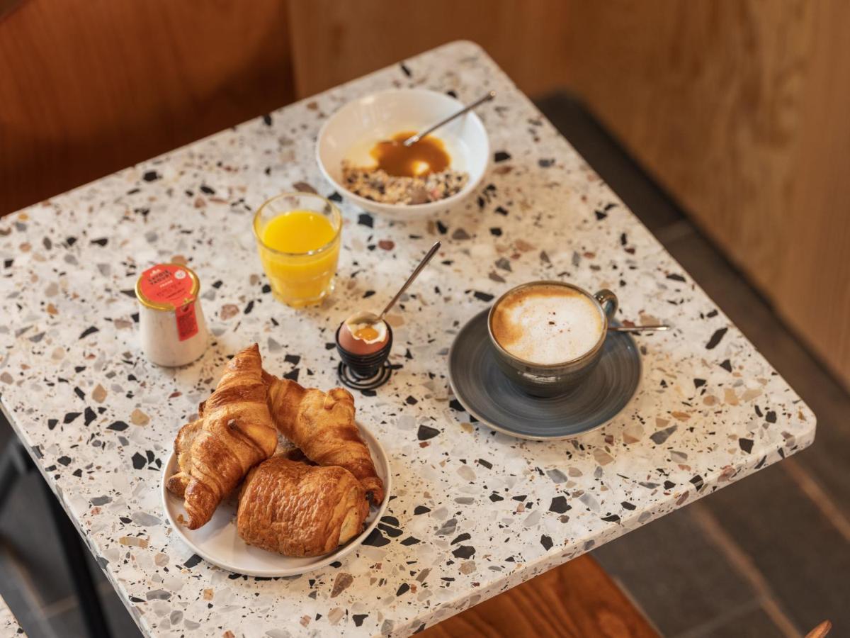 Eklo Lyon Hotel Vénissieux Екстериор снимка