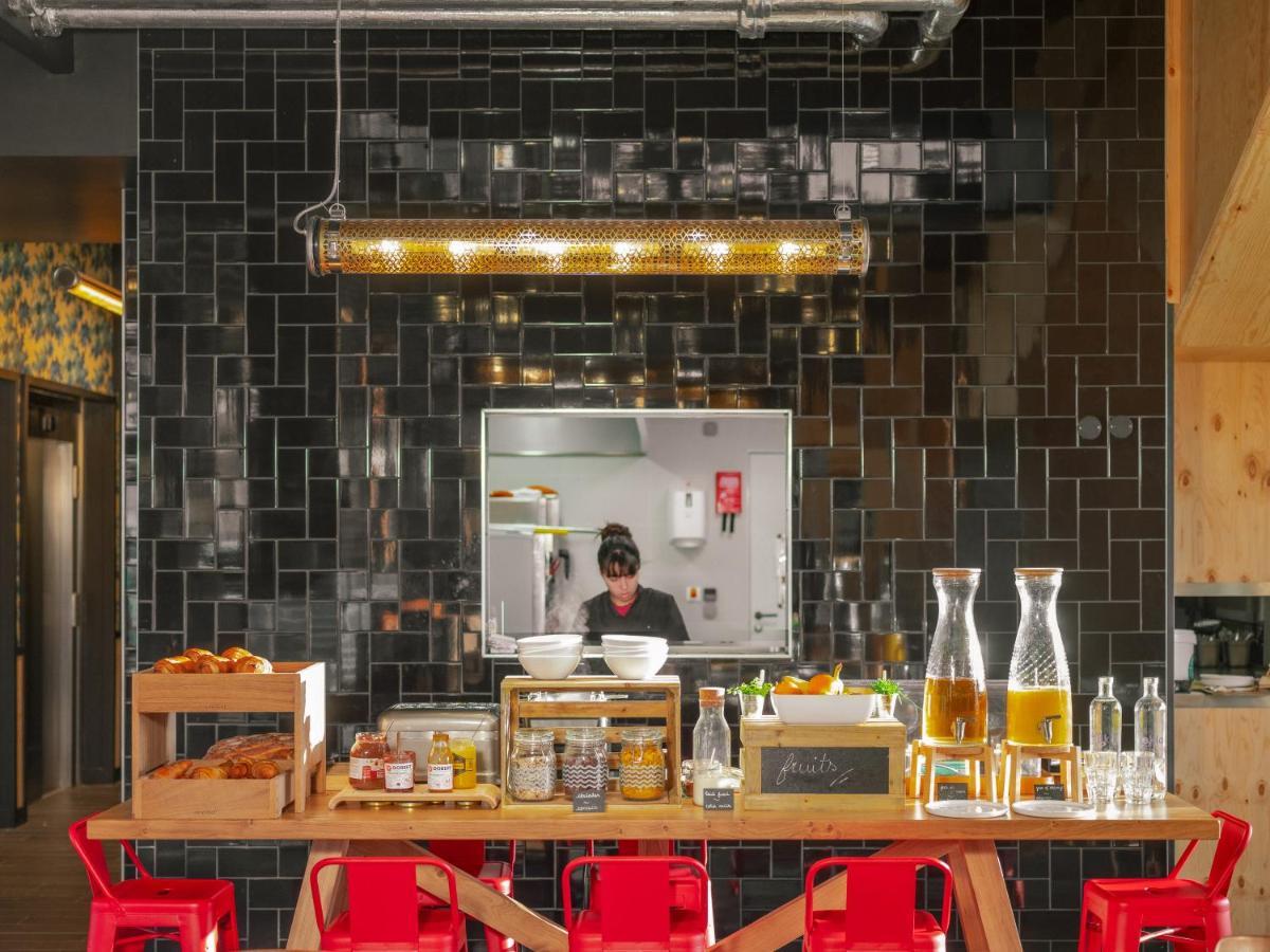 Eklo Lyon Hotel Vénissieux Екстериор снимка