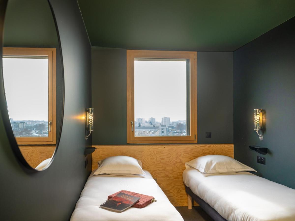 Eklo Lyon Hotel Vénissieux Екстериор снимка
