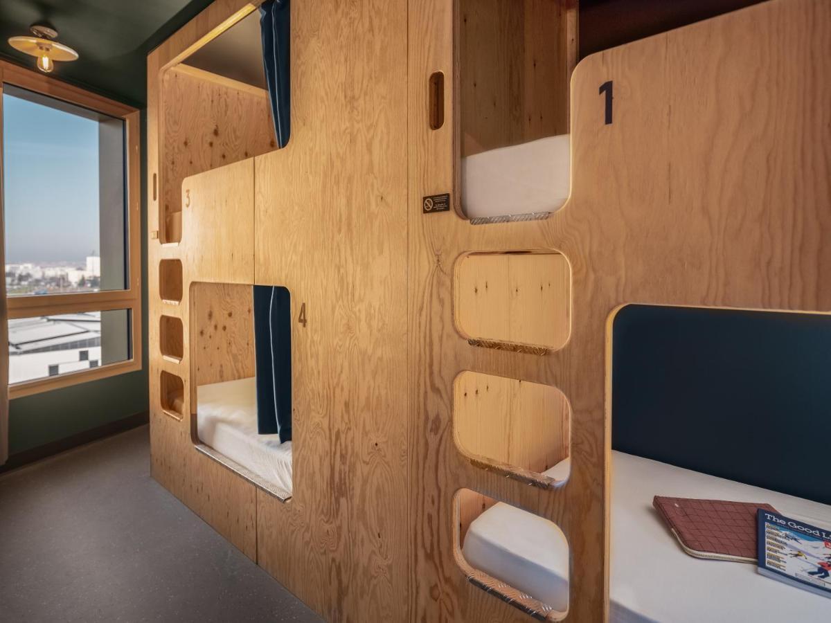 Eklo Lyon Hotel Vénissieux Екстериор снимка