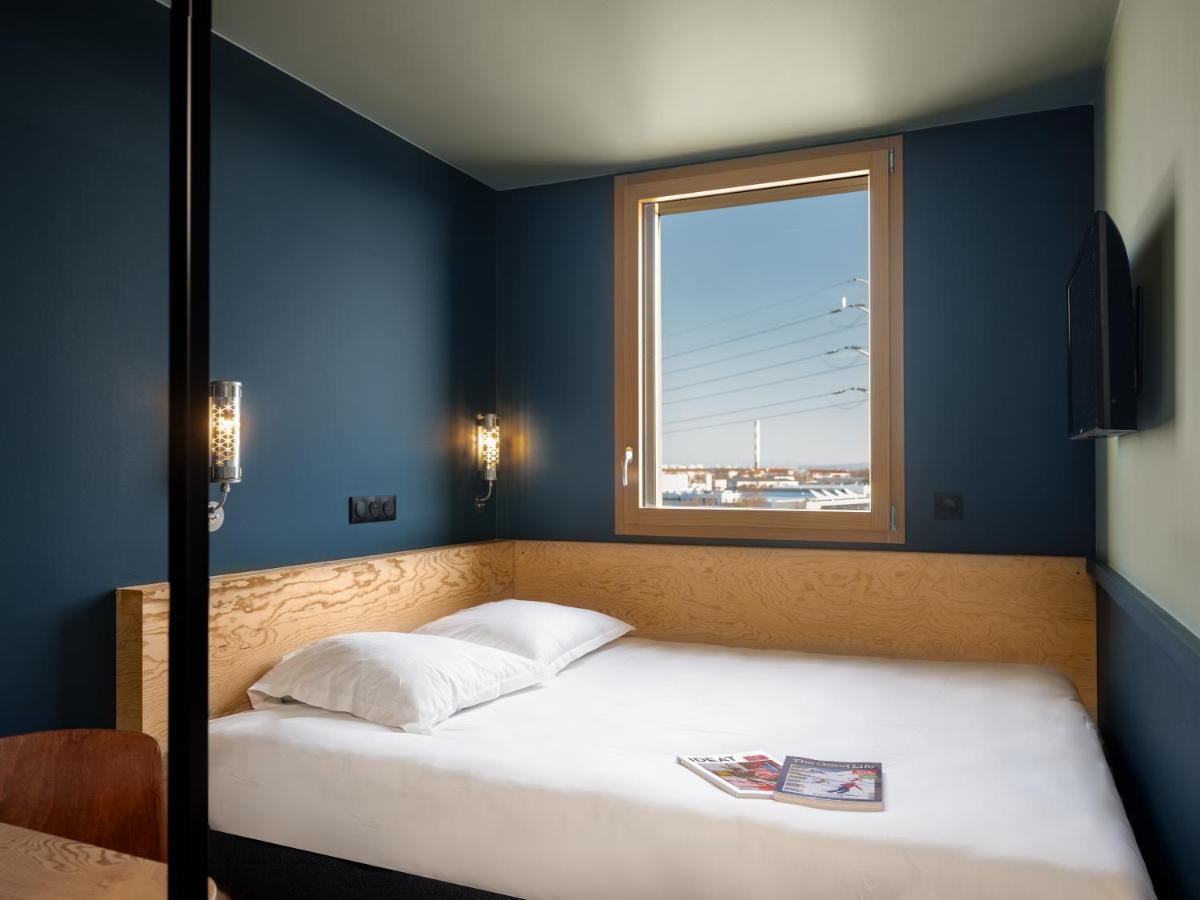 Eklo Lyon Hotel Vénissieux Екстериор снимка