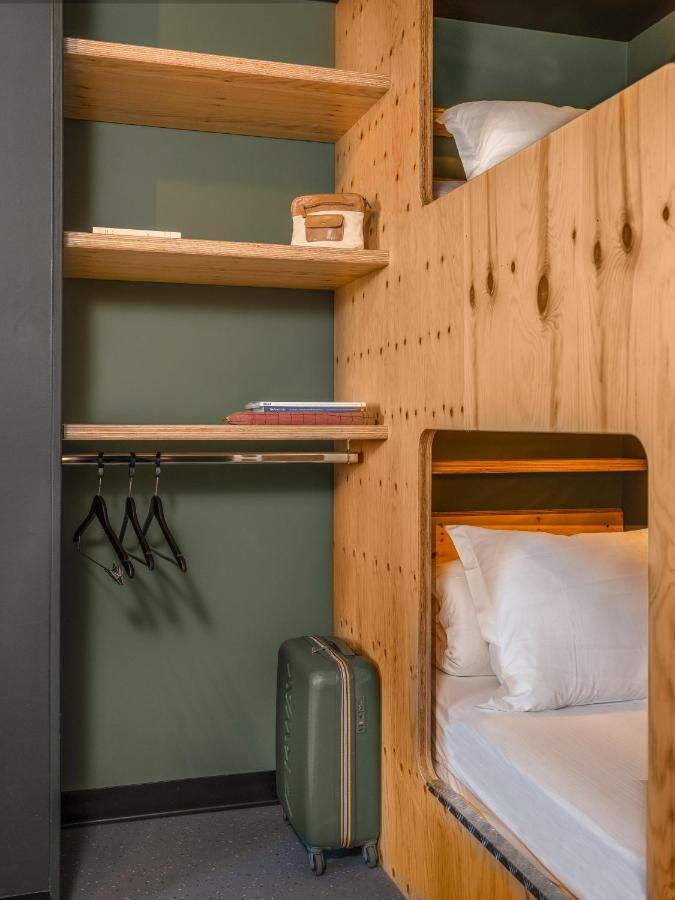 Eklo Lyon Hotel Vénissieux Екстериор снимка