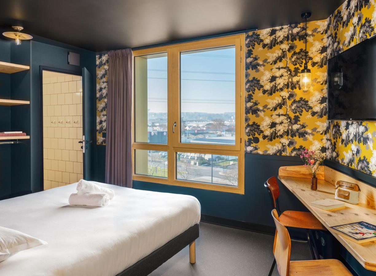 Eklo Lyon Hotel Vénissieux Екстериор снимка